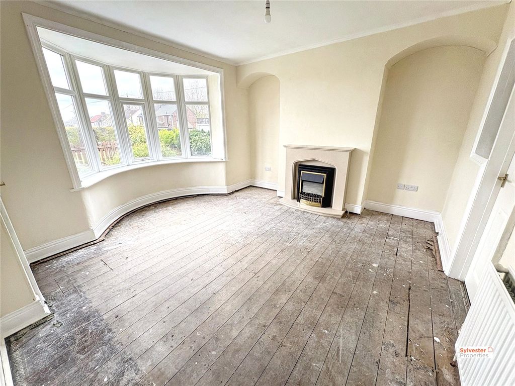 Property photo 2 of 20 Picture No. 13