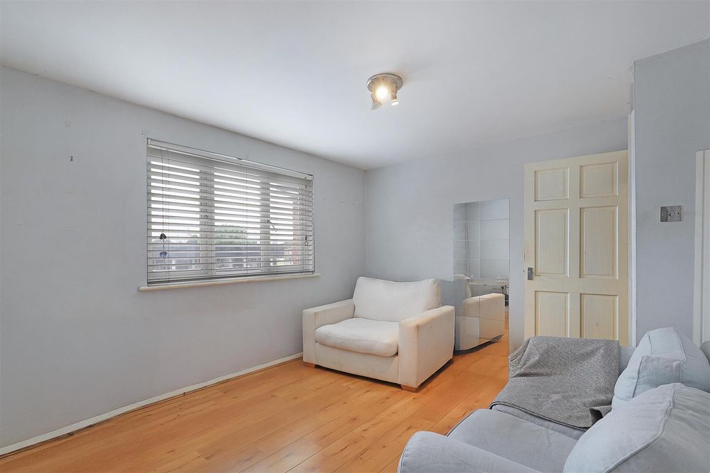 Property photo 2 of 13 Ylpzdri9Nemnpo4F9Beluw