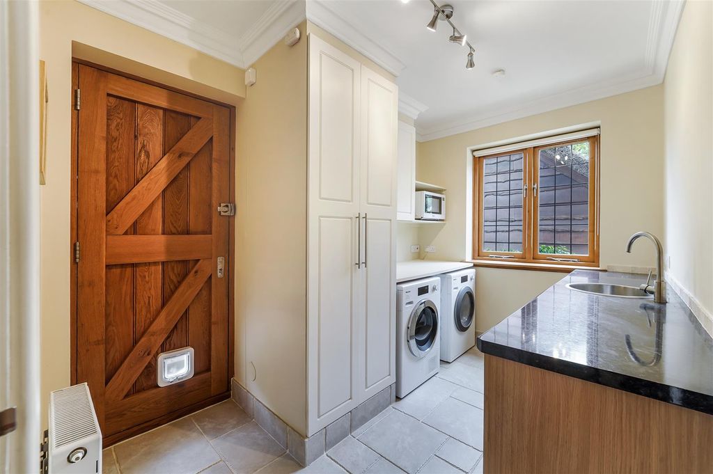 Additional image 10 of 5 bed detached house for saleRickman Hill Road, Chipstead, Coulsdon CR5