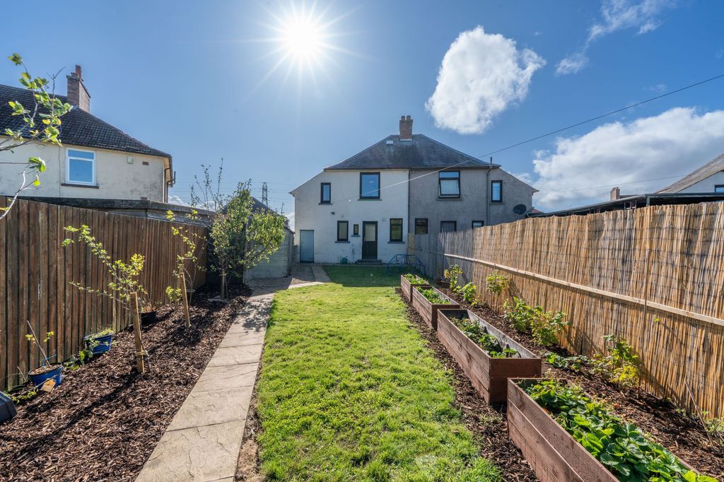 Property photo 1 of 30