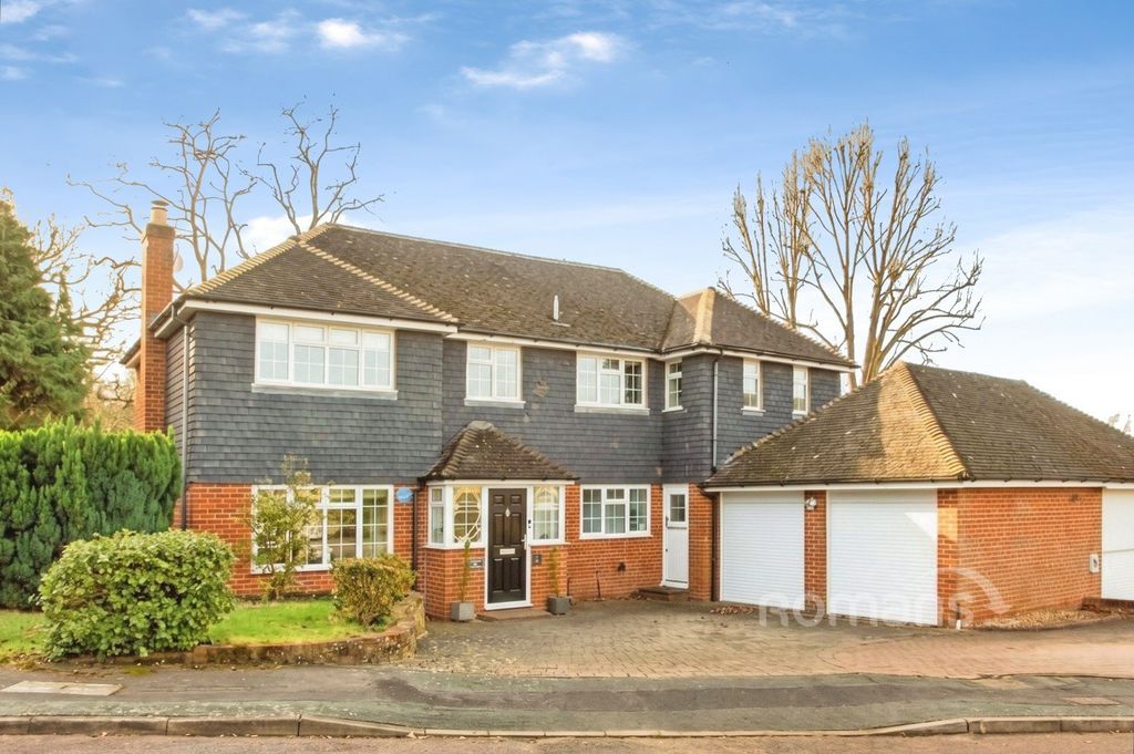 Property photo 1 of 16 Pbox-Img.Jpg
