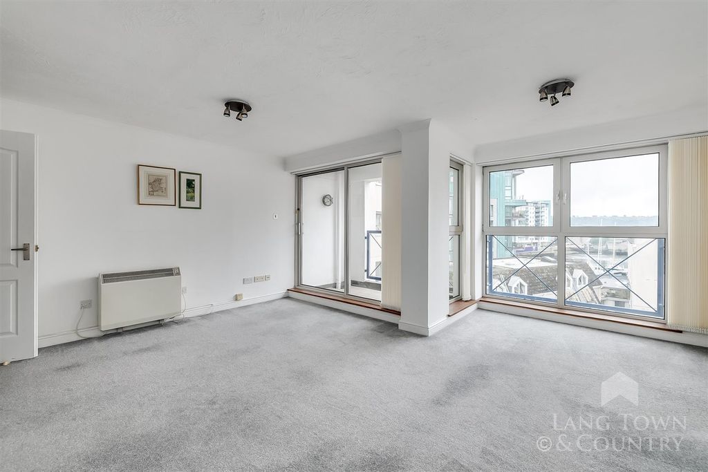 Property photo 2 of 10 0021.Jpg