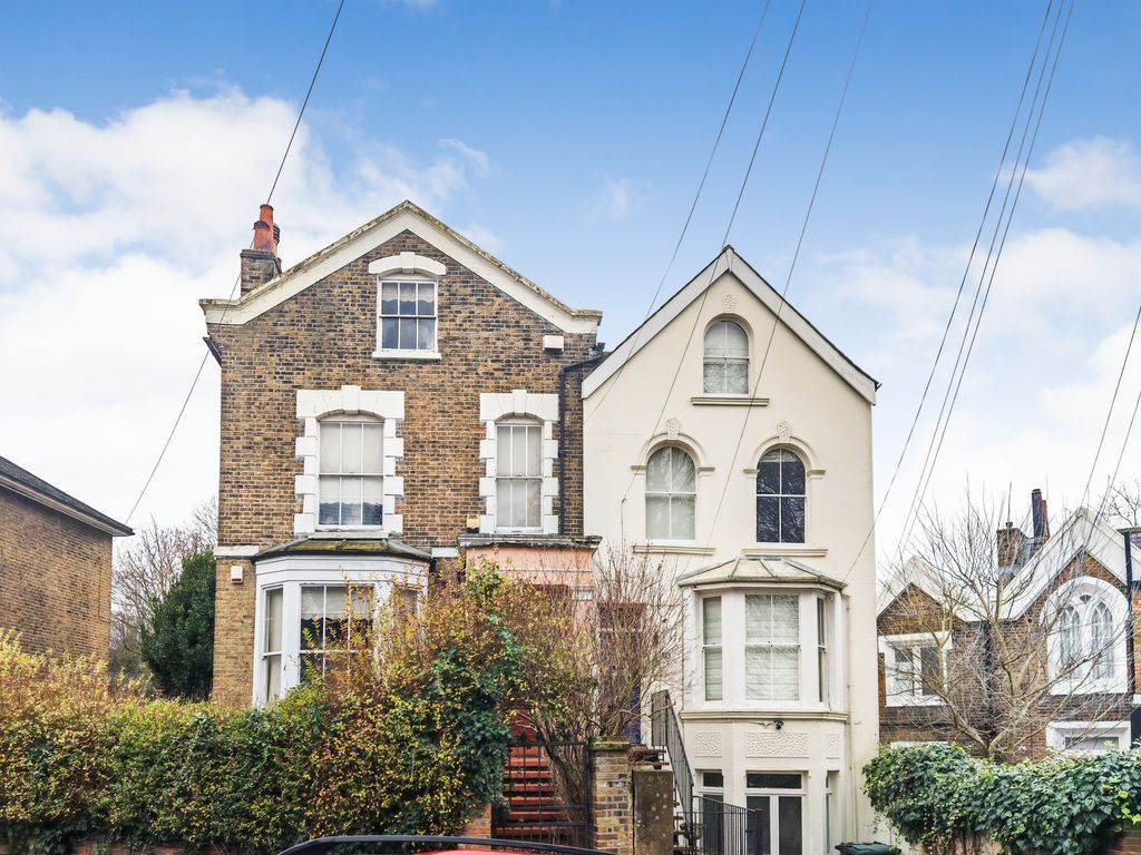 Property photo 1 of 5