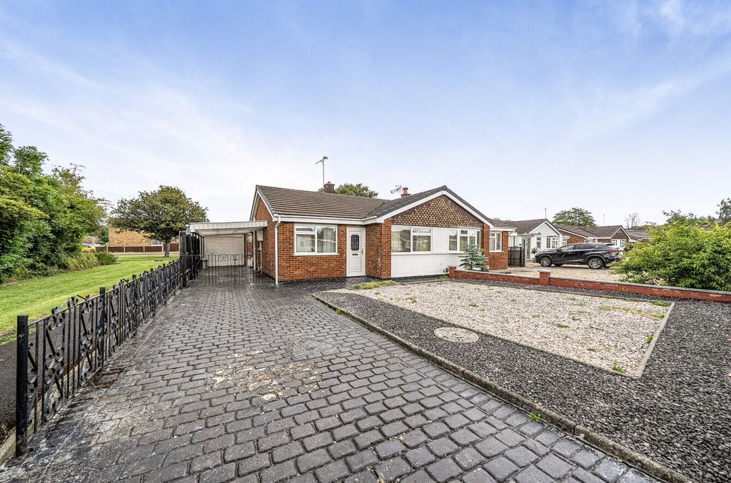 Property photo 1 of 12 14770163