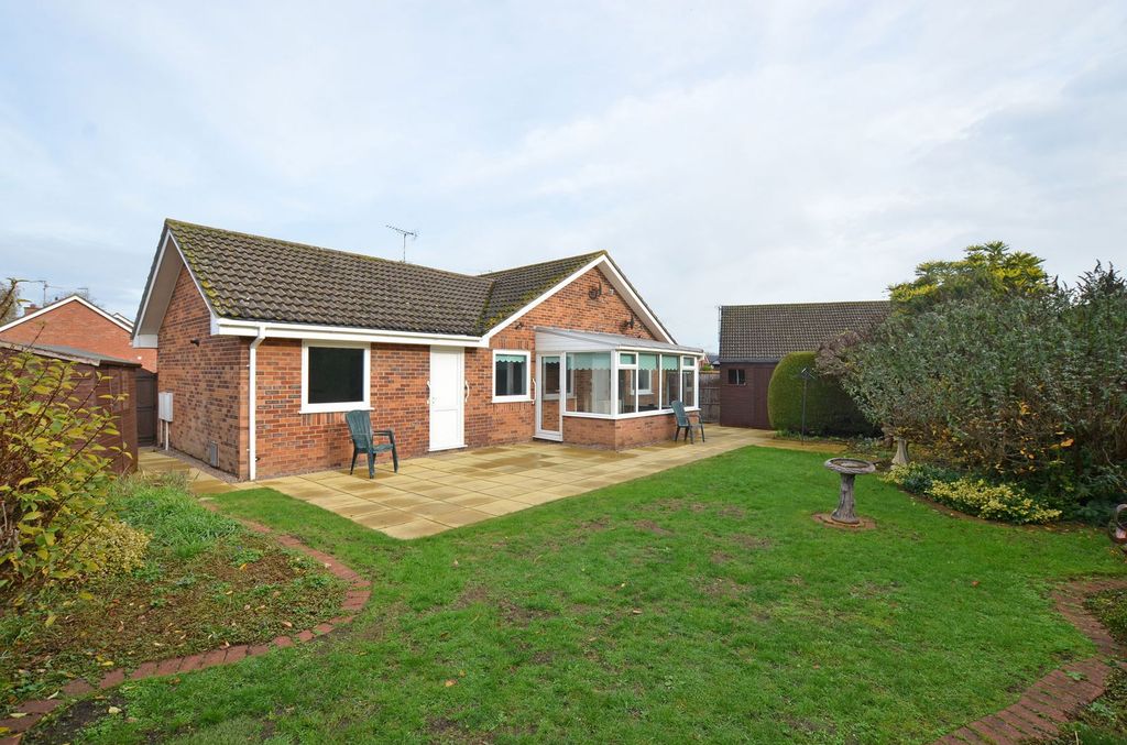 Property photo 3 of 17