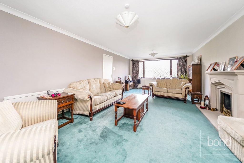 Property photo 3 of 22