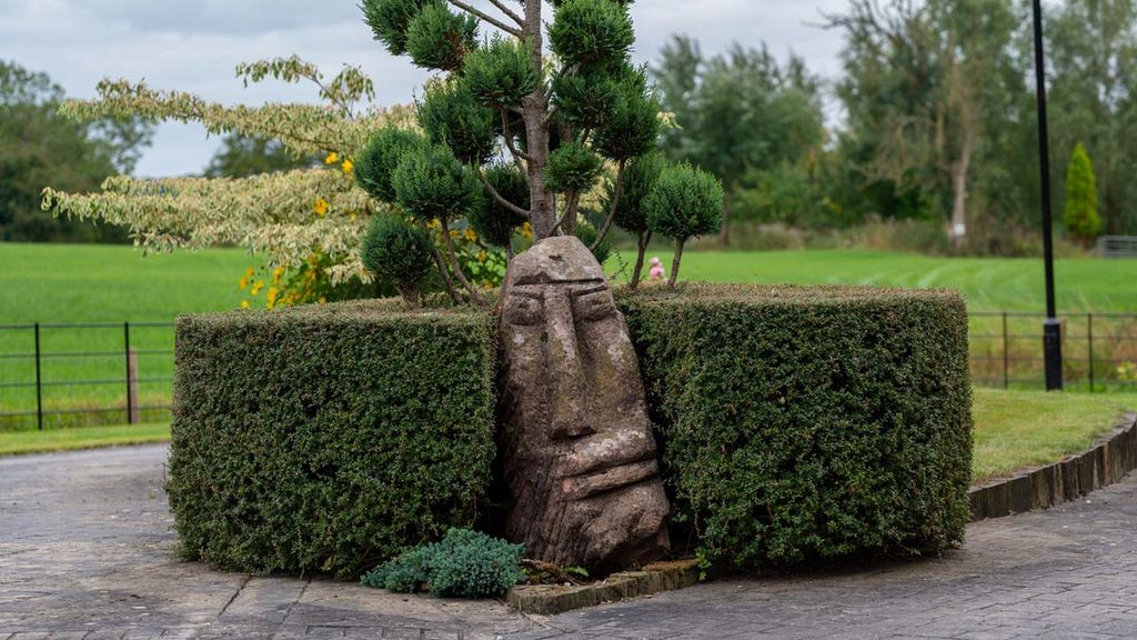 Property photo 3 of 31