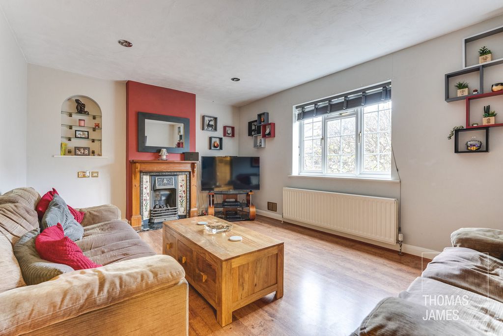 Property photo 3 of 22