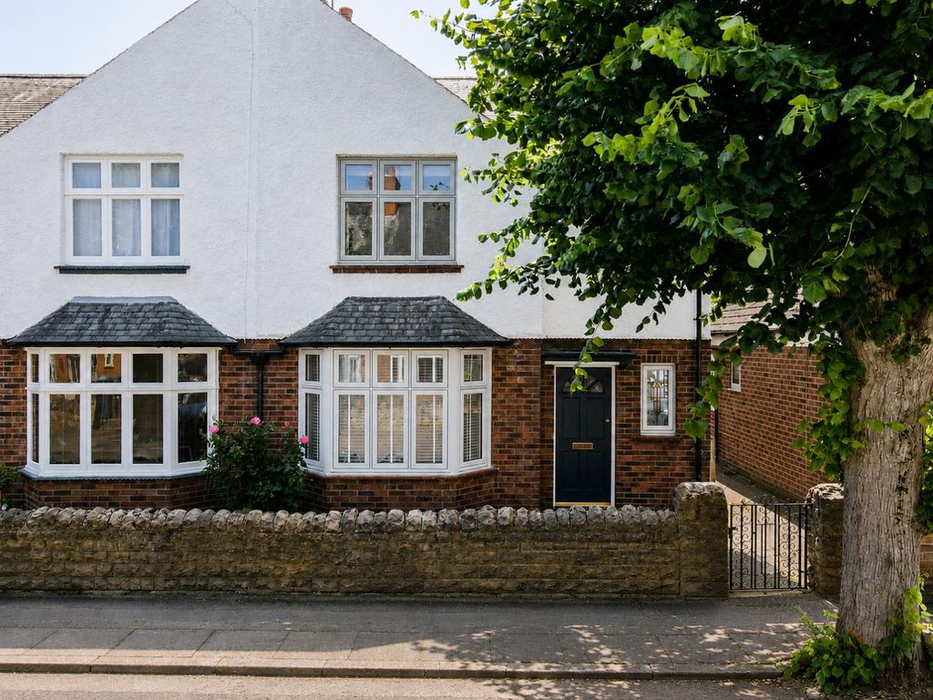 Property photo 1 of 17 03c7Bf4F-Ebff-4B48-8E2A-391054E3B7d2.Png
