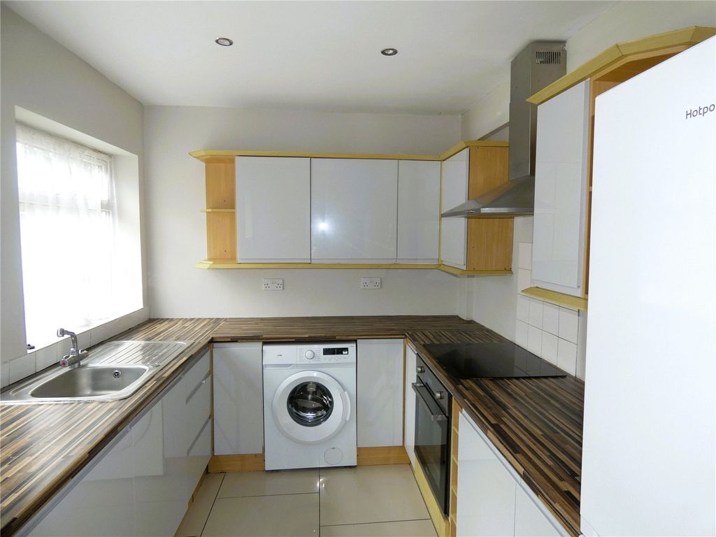 Property photo 3 of 11 Picture No. 08