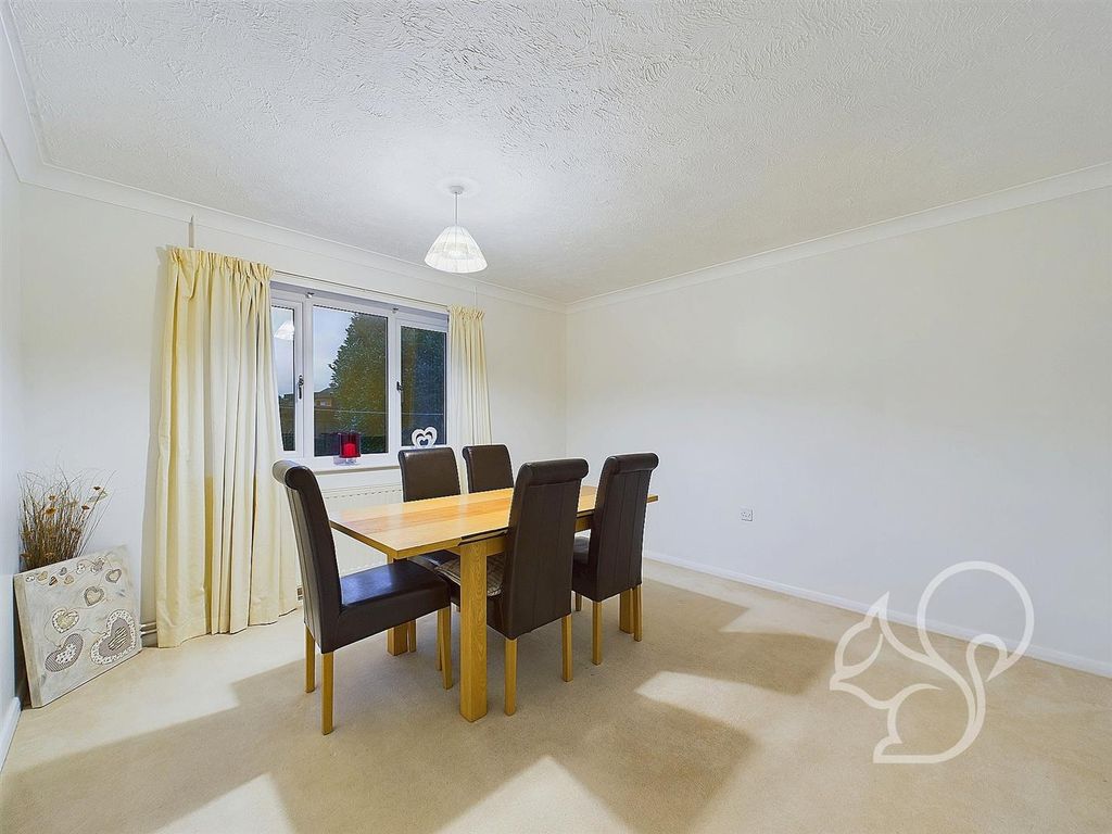 Property photo 3 of 22 Dining Room/Bedroom