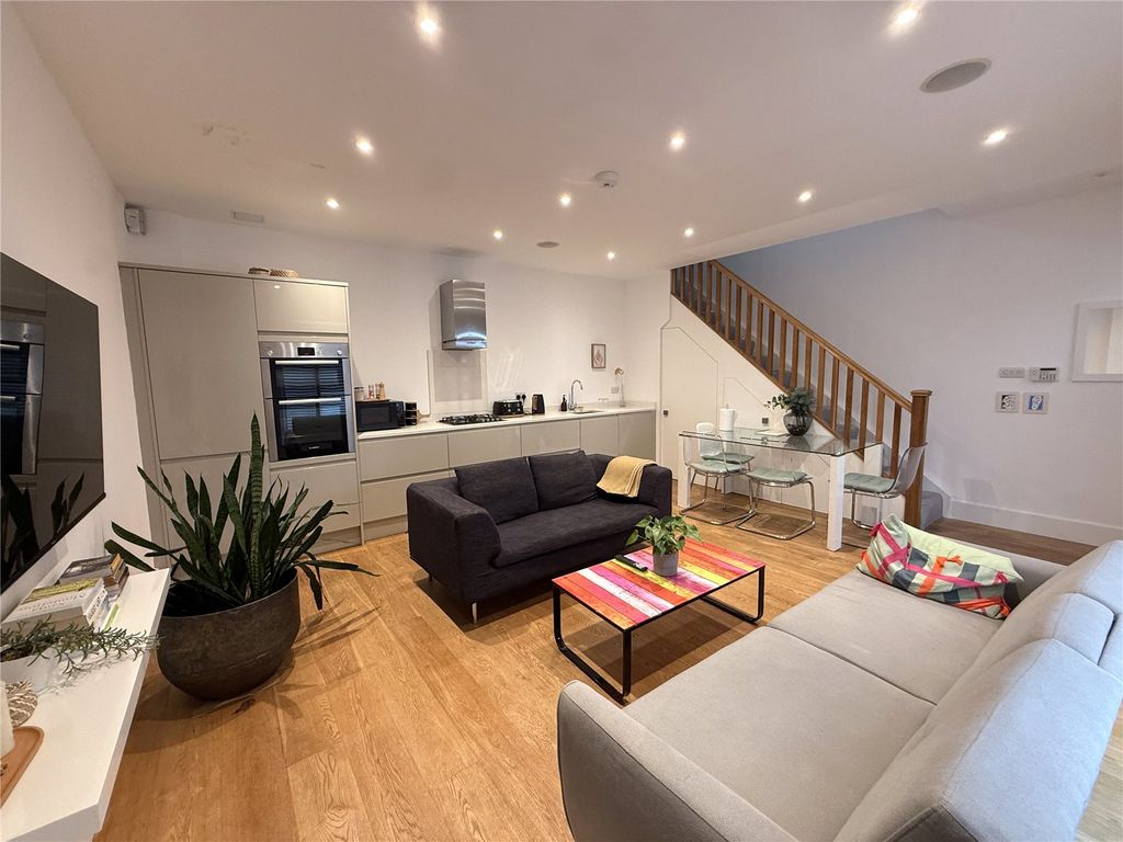 Property photo 2 of 7 Picture No. 03