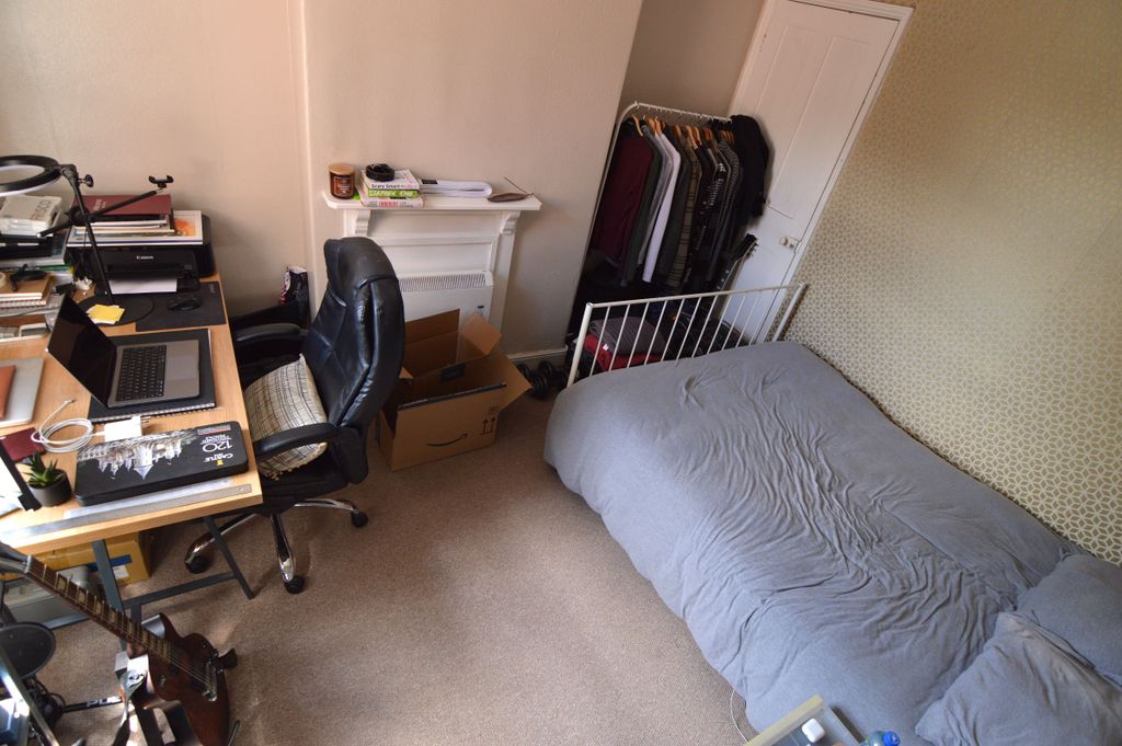 Property photo 3 of 5