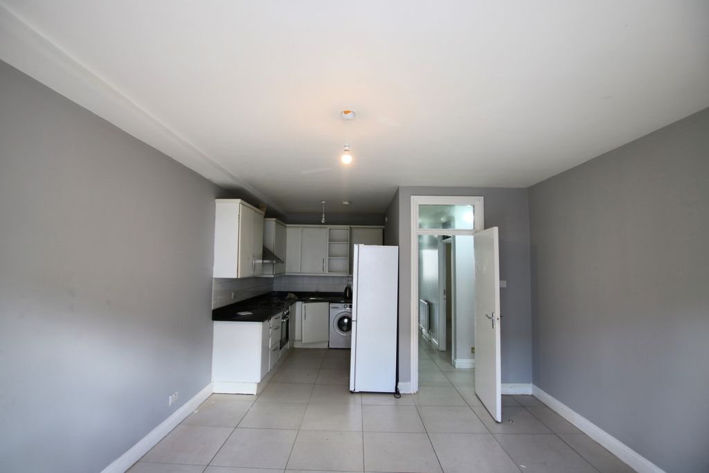 Property photo 2 of 9 Img_3468