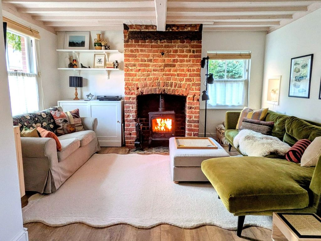 Property photo 3 of 23