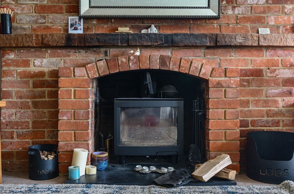 Property photo 3 of 18 1355752-20-68Cbe0...