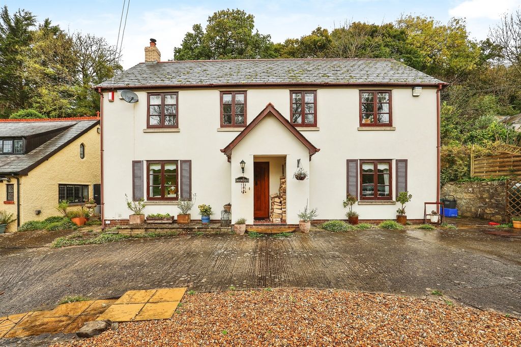 Property photo 1 of 25