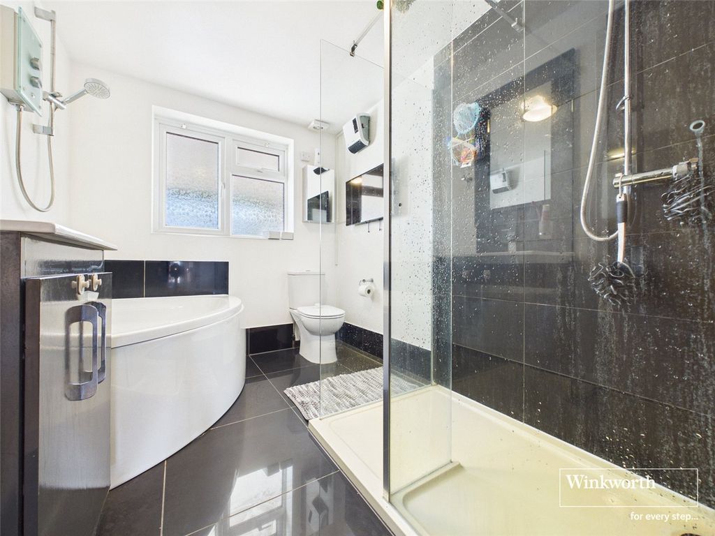 Property photo 3 of 16 Picture No. 01