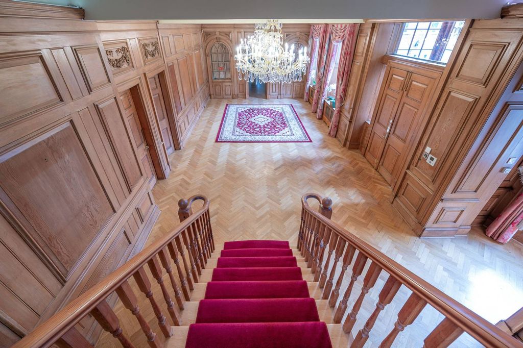 Additional image 10 of 9 bed detached house to rentHadley Green Road, Hadley Wood, Barnet EN5