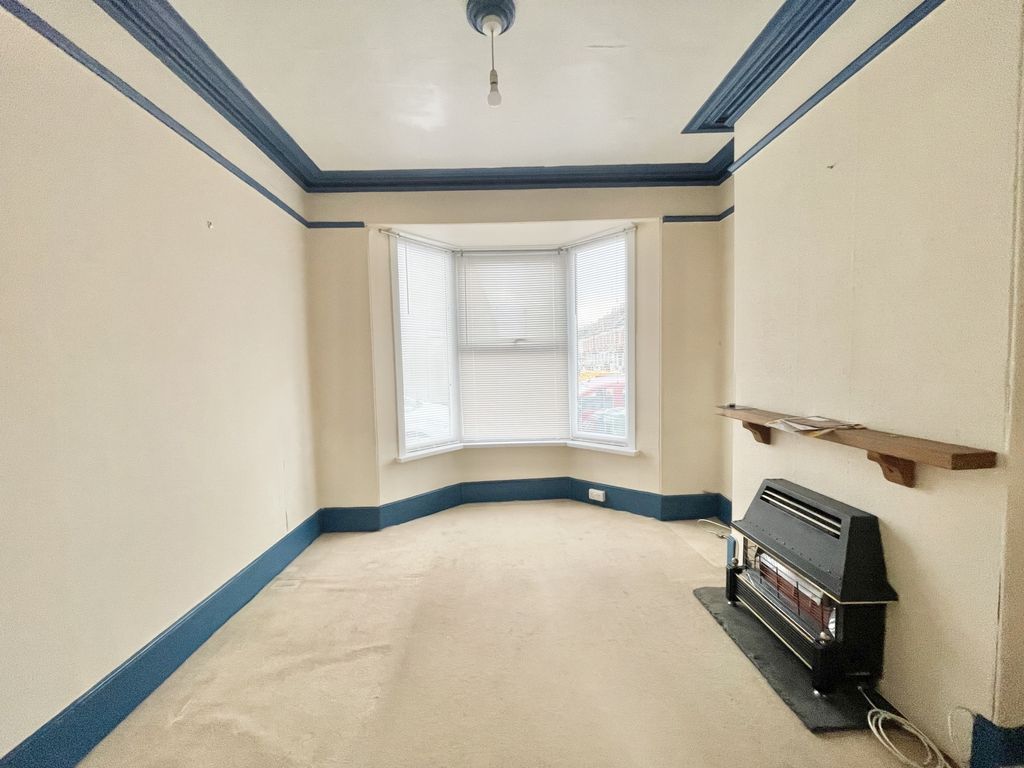 Property photo 3 of 13 Photo 3