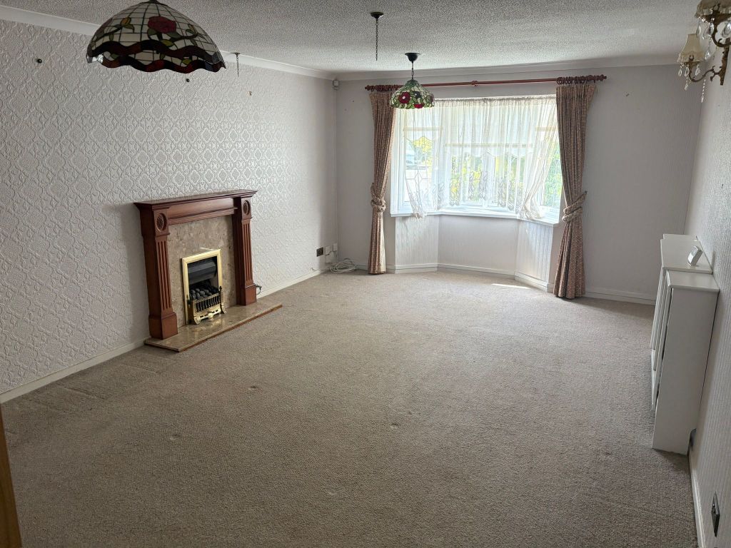 Property photo 3 of 23