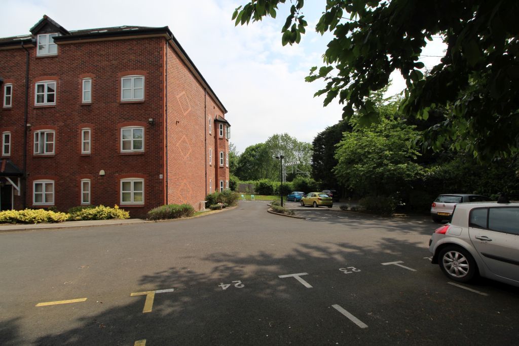Property photo 2 of 10