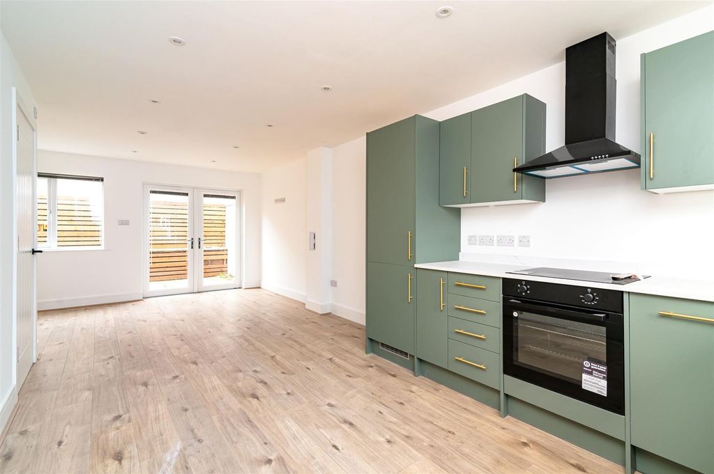 Property photo 2 of 21 Dsc_8340.Jpg