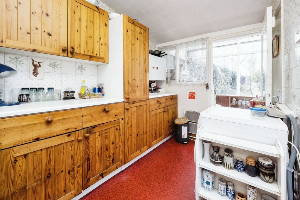 Property photo 3 of 17 Photography