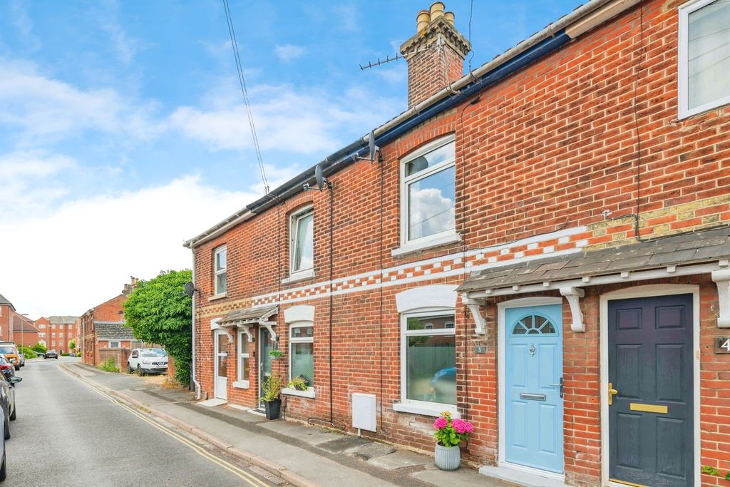 Property photo 1 of 19