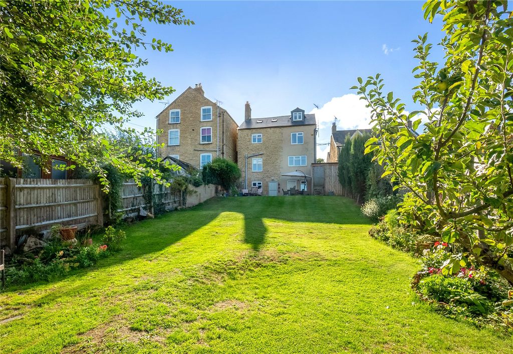 Property photo 2 of 22 Picture No. 13