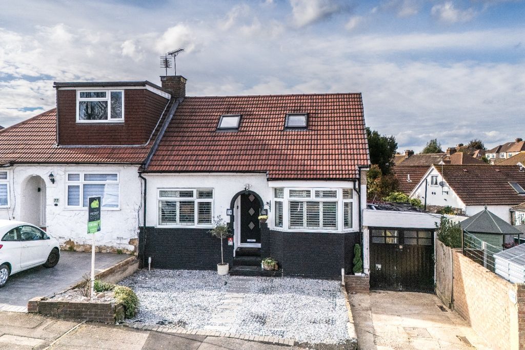 Property photo 2 of 26 4962543