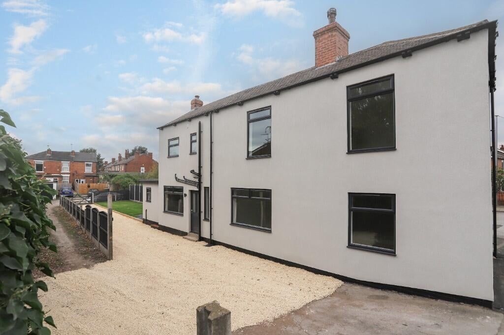 Property photo 1 of 30