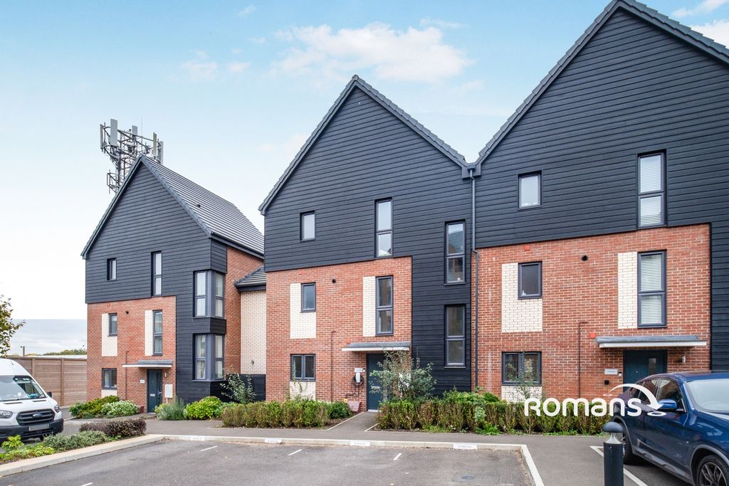 Property photo 1 of 10 Photo