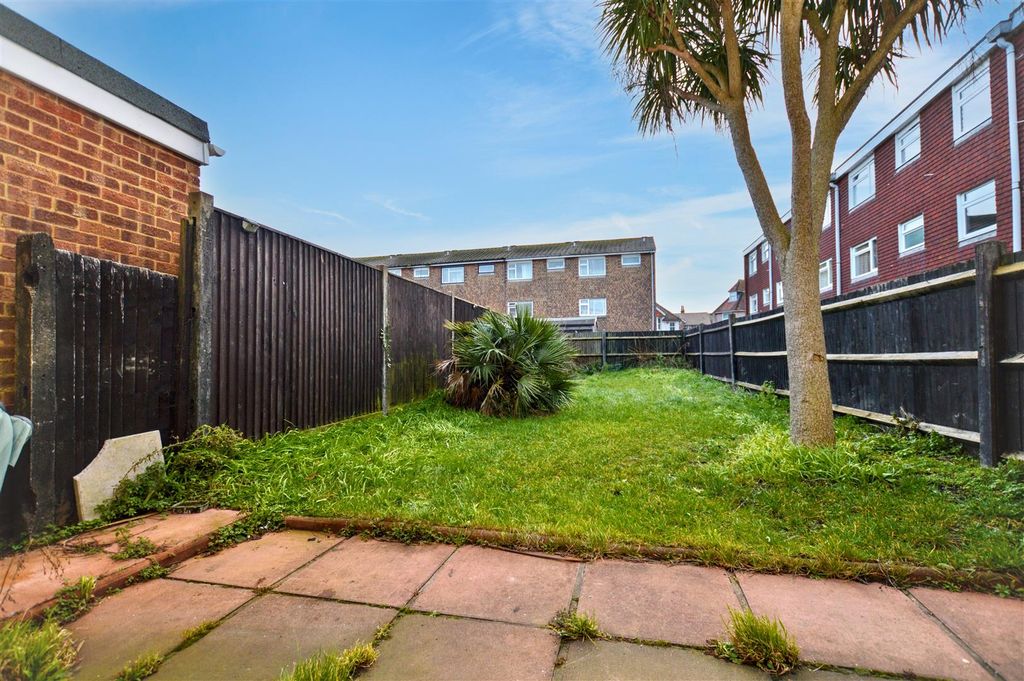 Property photo 2 of 10 Dsc_0207.Jpg