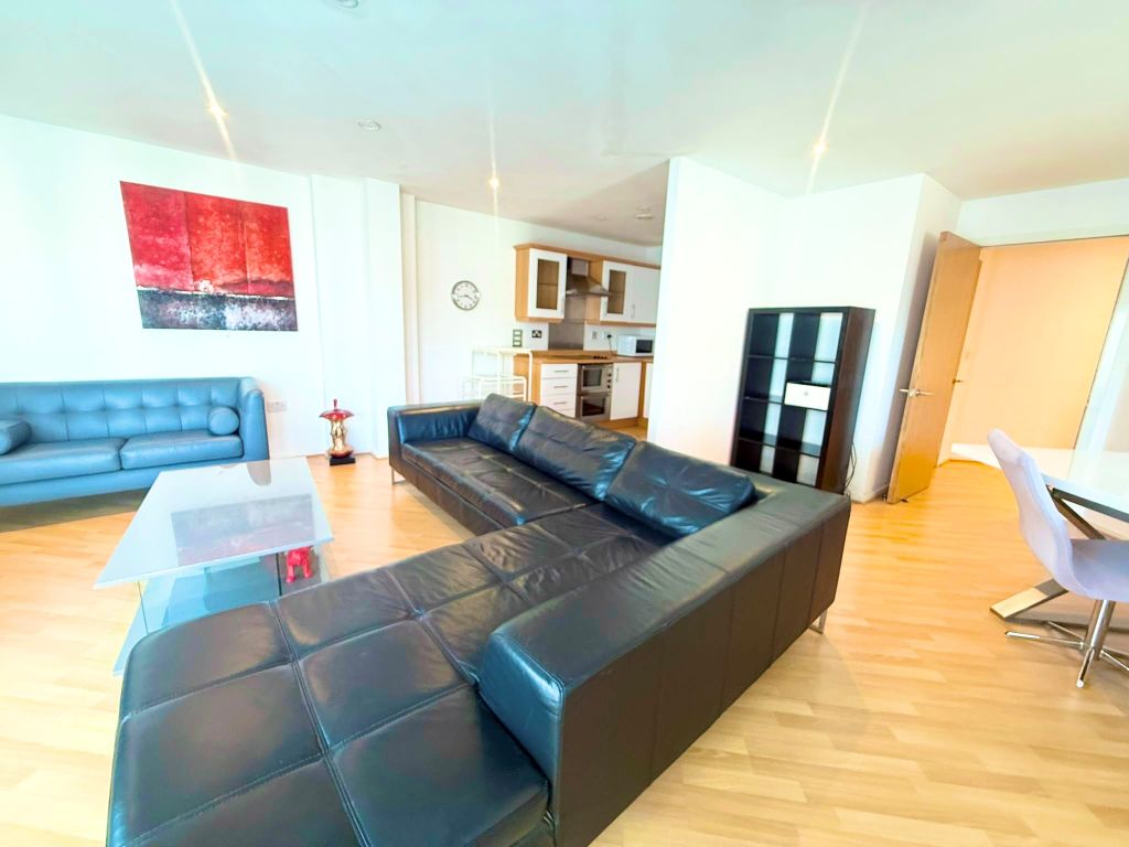 Property photo 3 of 8