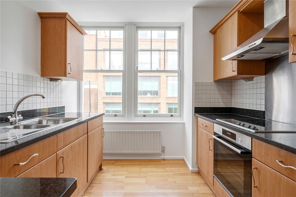Property photo 3 of 13 Kitchen