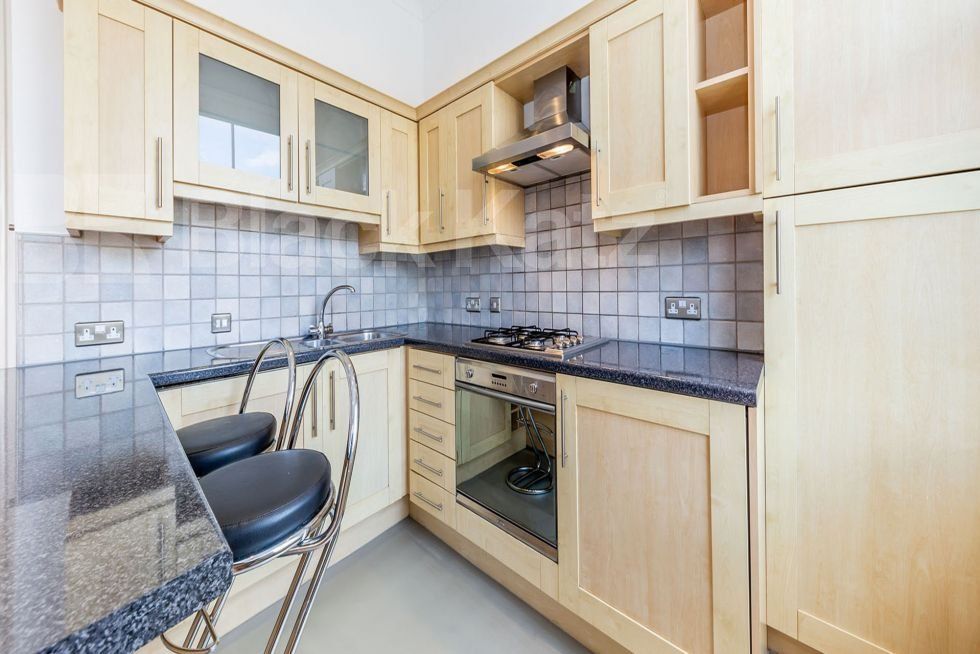 Property photo 3 of 8