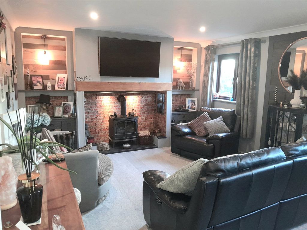 Property photo 2 of 13 Picture No. 06