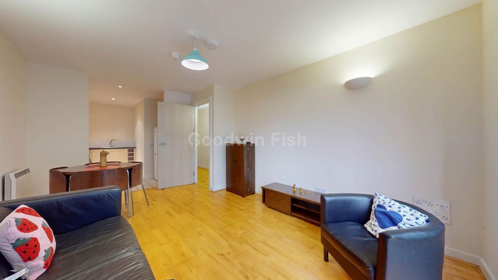 Property photo 3 of 8