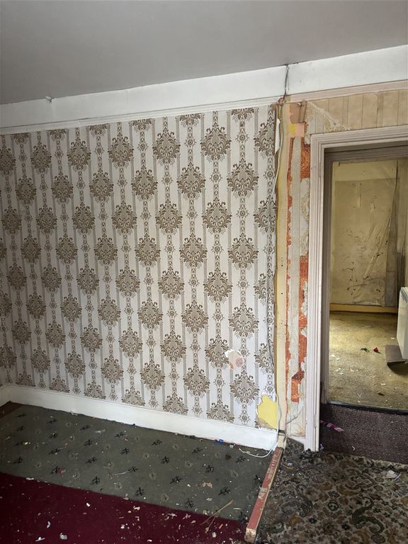 Property photo 1 of 4 Lounge New