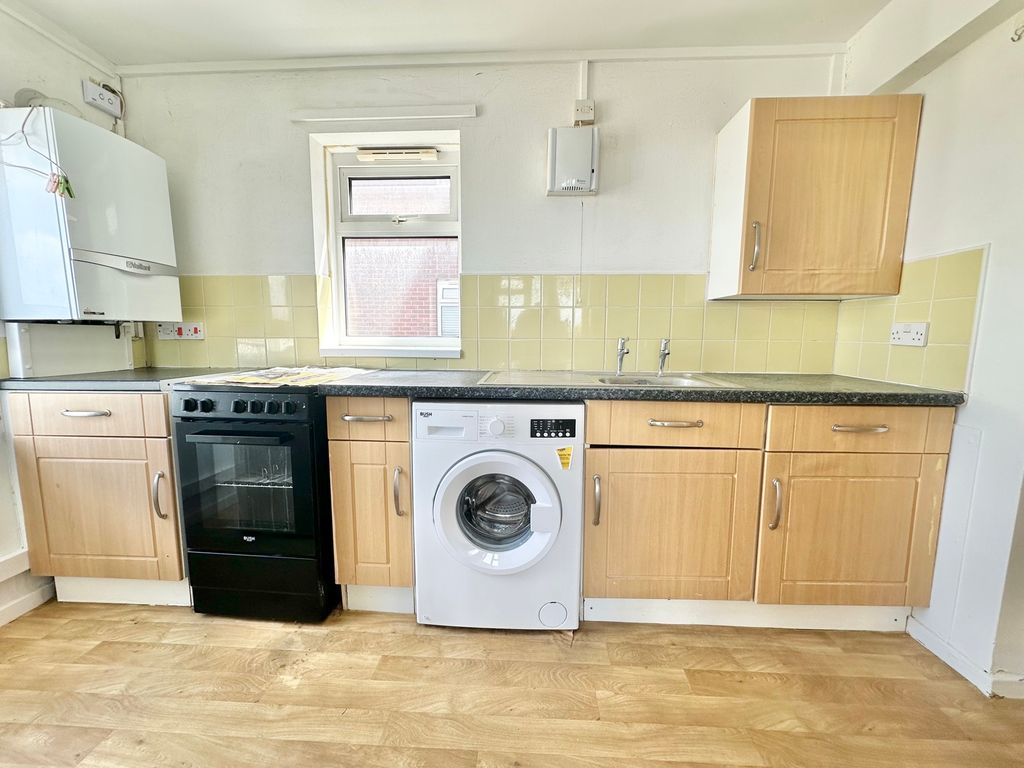 Property photo 3 of 9 Photograph