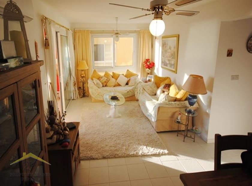 Property photo 2 of 19