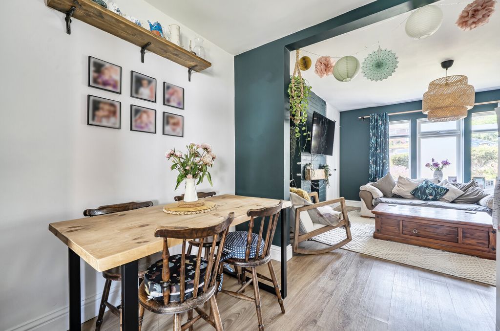 Property photo 3 of 21 1483546-16-6A3d4E...