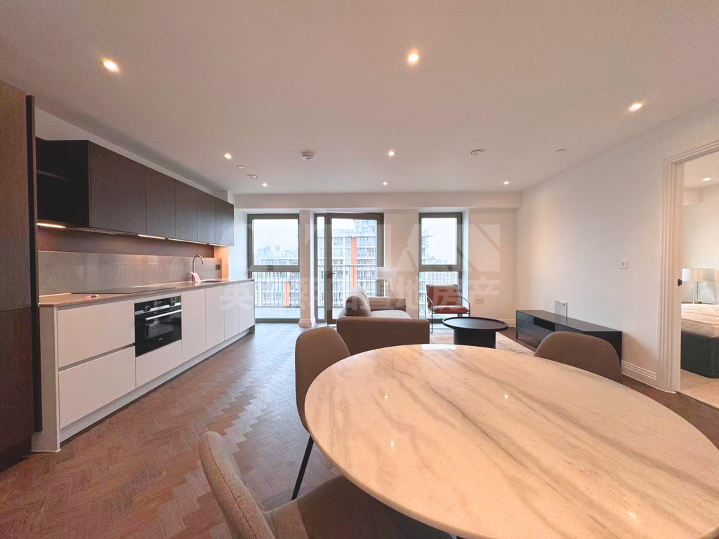 Property photo 2 of 13