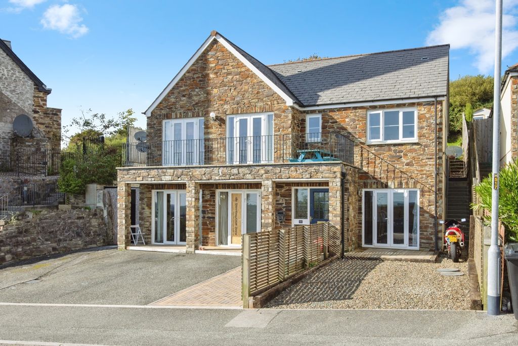 Property photo 1 of 27 Photo