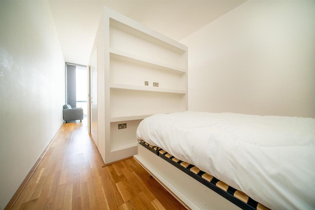 Property photo 3 of 12 Abitostockshots-14.Jpg