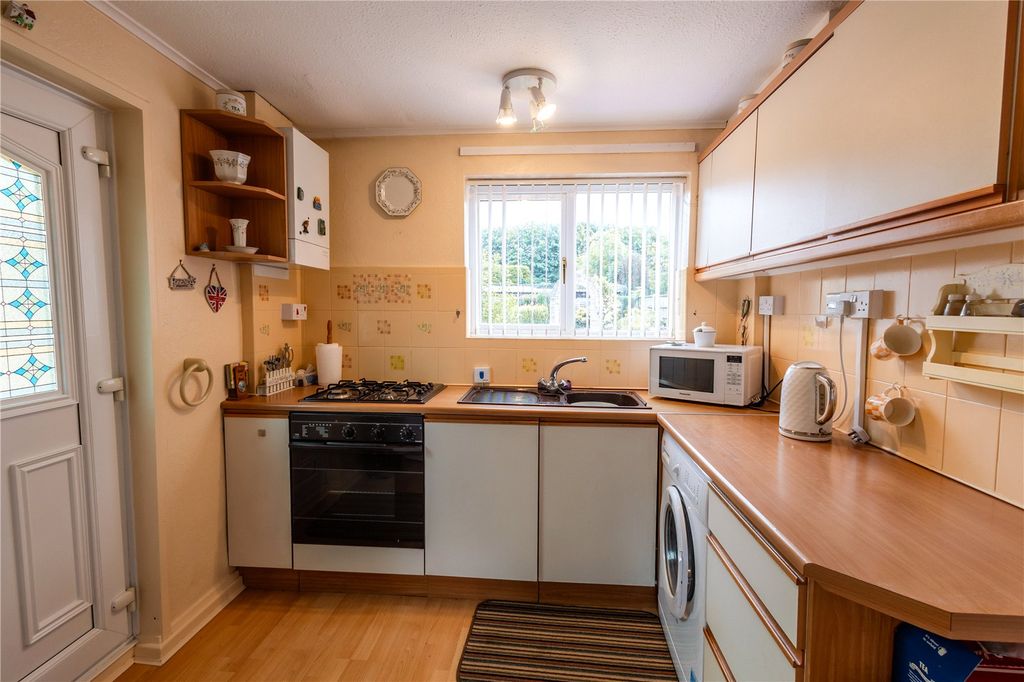 Property photo 2 of 35 Picture No. 08