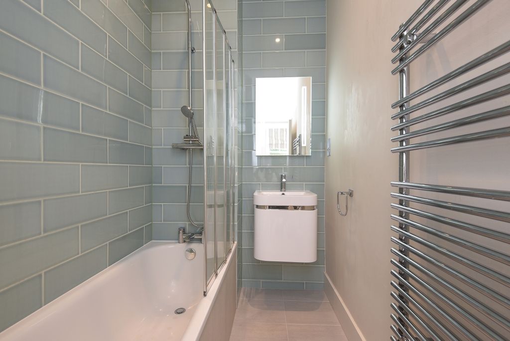 Property photo 3 of 6 203800 (1)