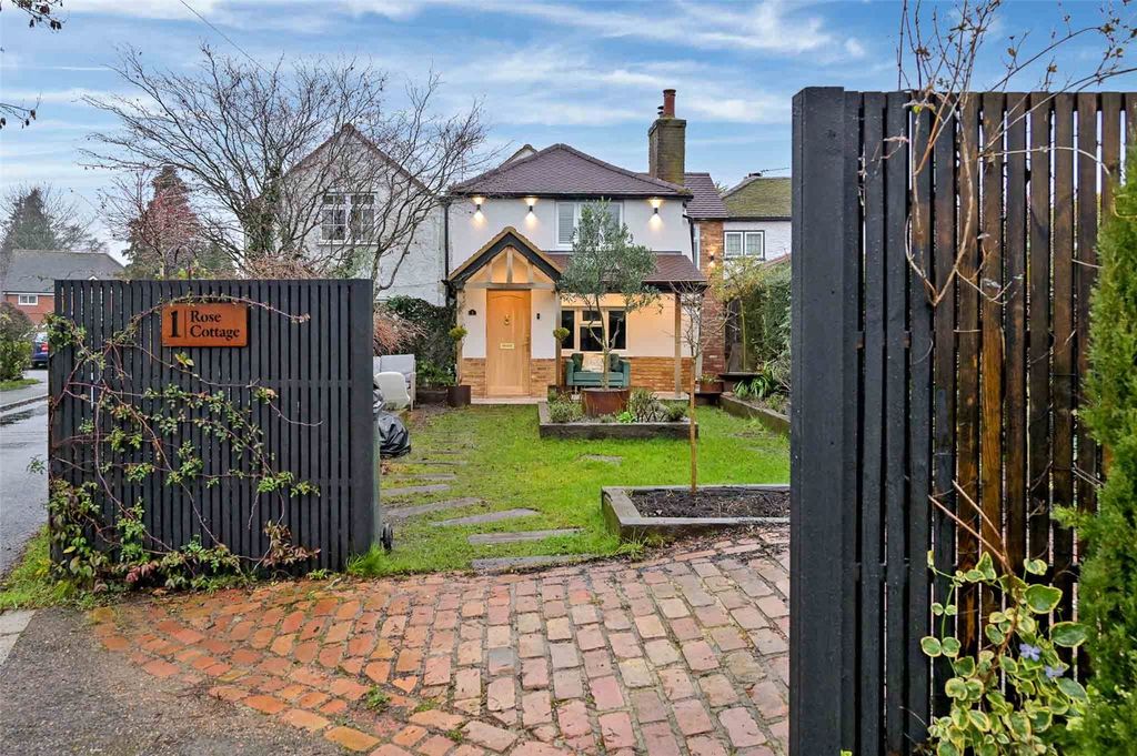 Property photo 1 of 14 Exterior