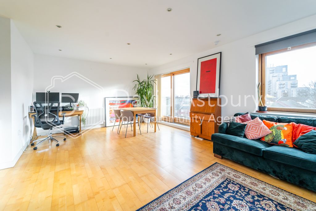 Property photo 2 of 11 Ndb01291